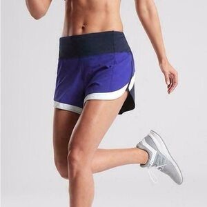 Athleta Running Free Colorblock 3.5" Shorts Navy Royal Blue Size Small